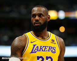 从首轮击败 从首轮击败